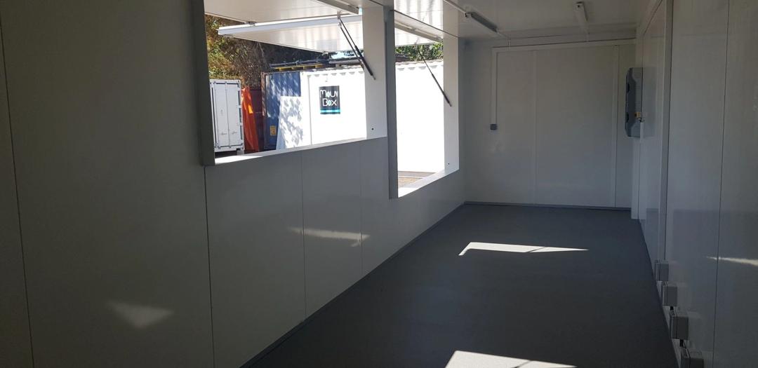 Contentor Bar 40′ em Madeira