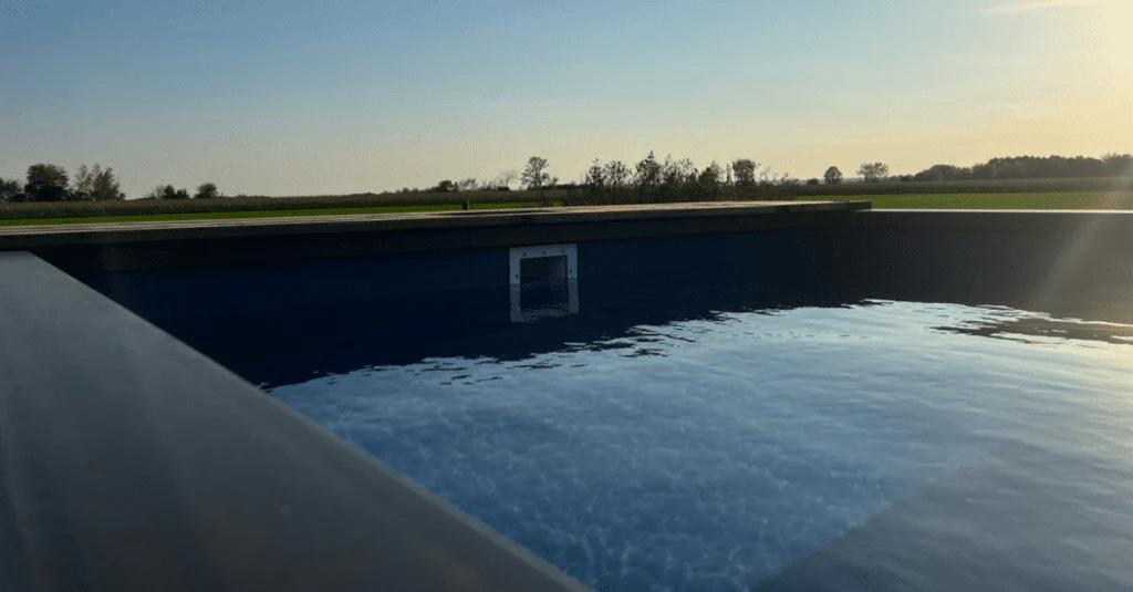 Piscina Contentor 20’ com Revestimento Epóxi